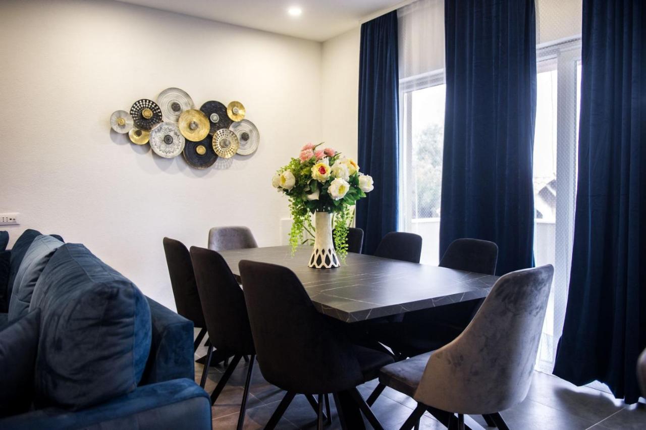 Apartment Lux Elba Kastela Luaran gambar