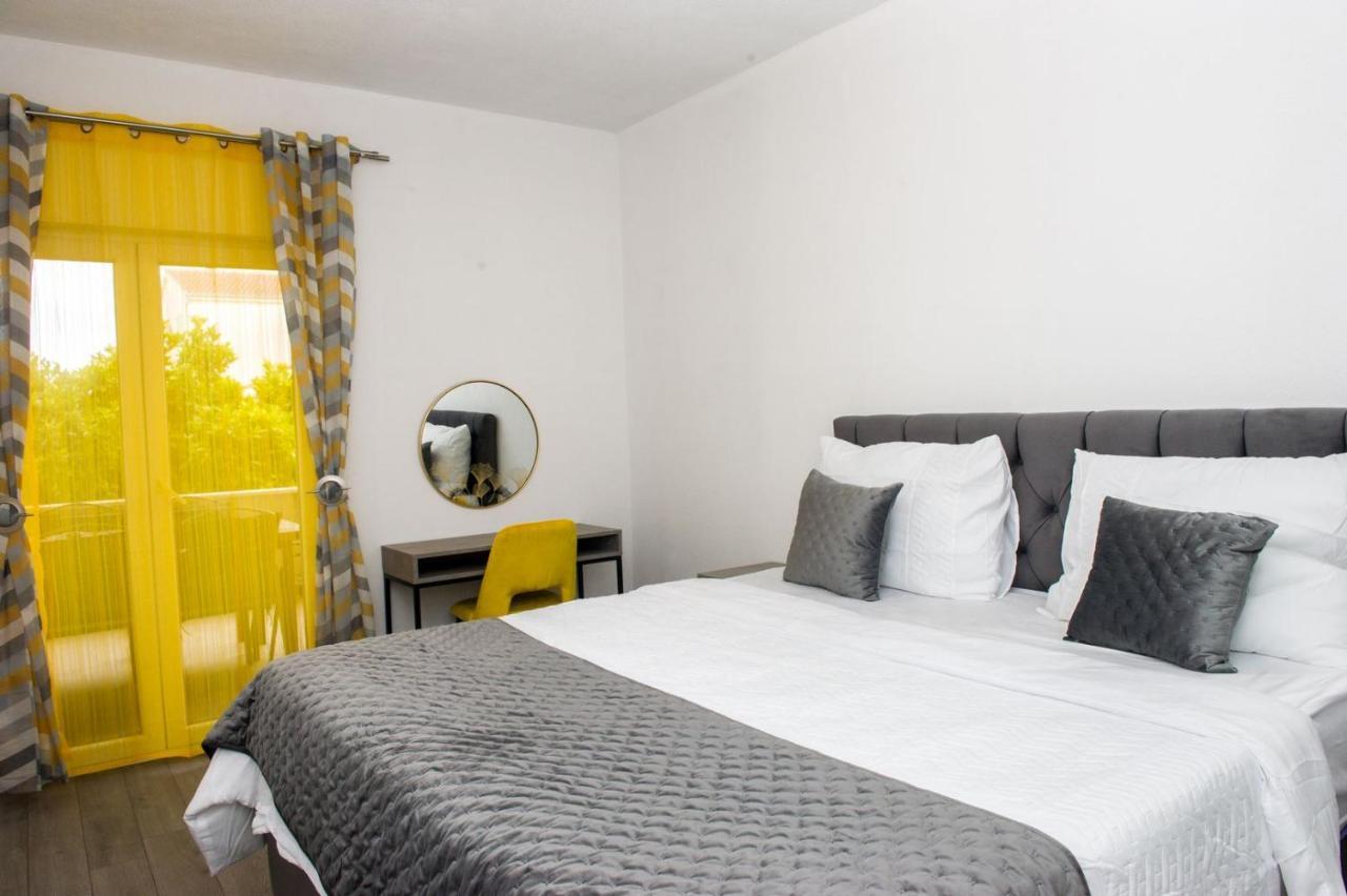 Apartment Lux Elba Kastela Luaran gambar