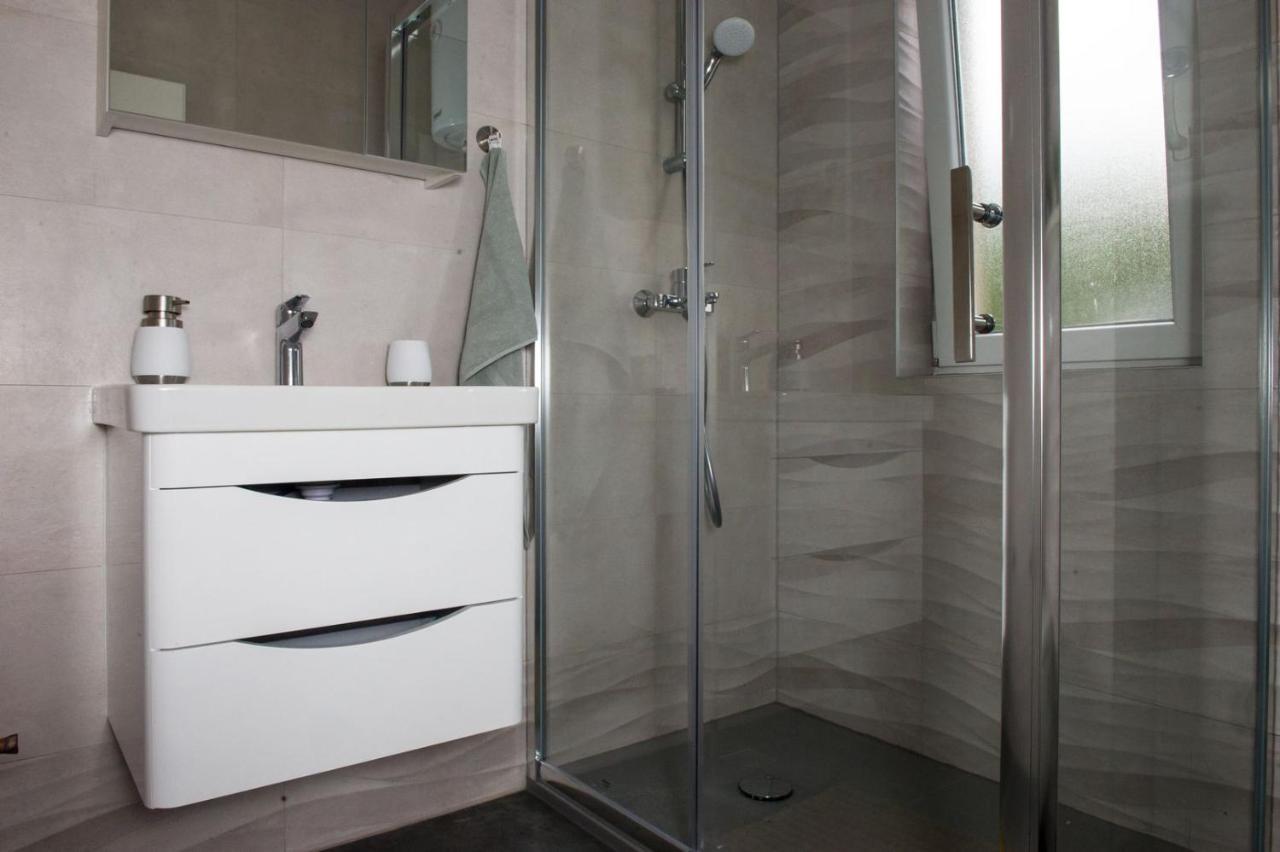 Apartment Lux Elba Kastela Luaran gambar